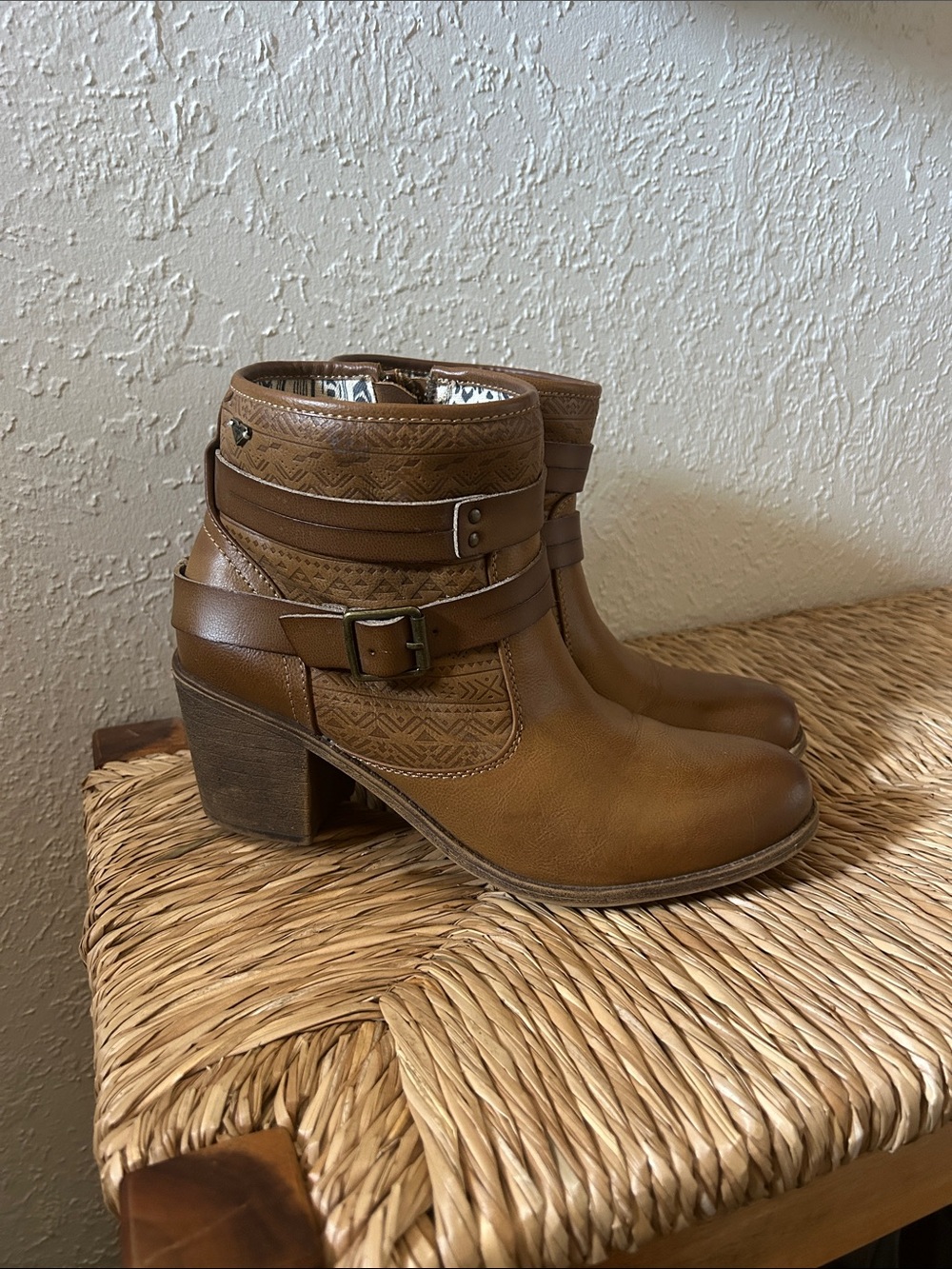 Roxy ankle boots [cognac]